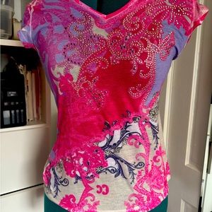 Cache size S cap sleeve T shirt